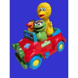 Sesame Street Vintage (illco, 1988) Wobbly Car Big Bird, Oscar, Ernie